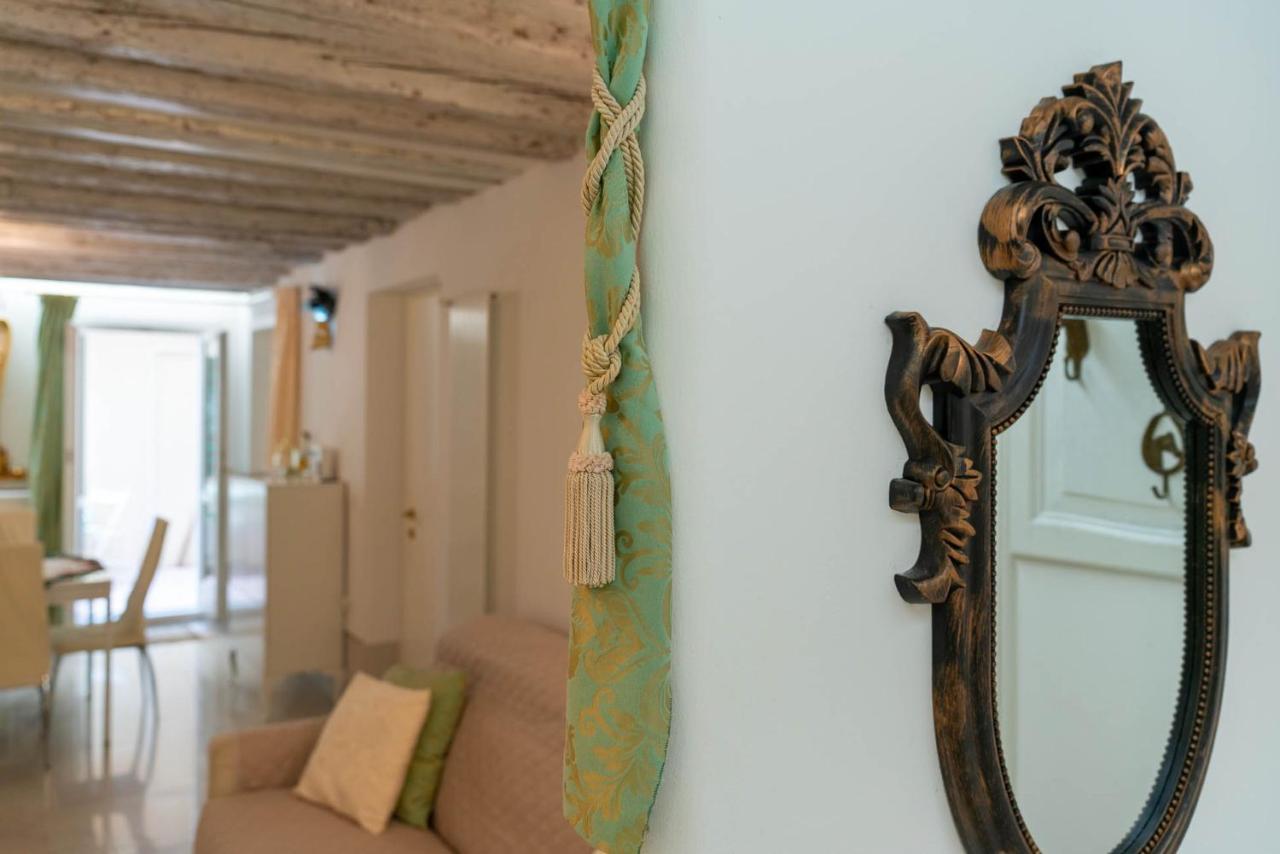 Loving In Venice, 5 Stars Esterno foto